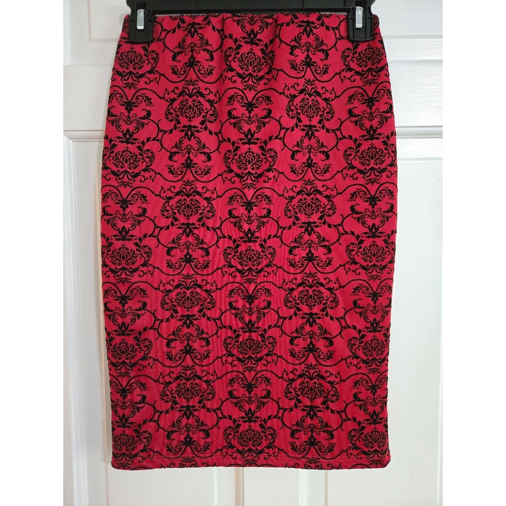 rue21 Red and Black Bodycon/Pencil Skirt Size Small